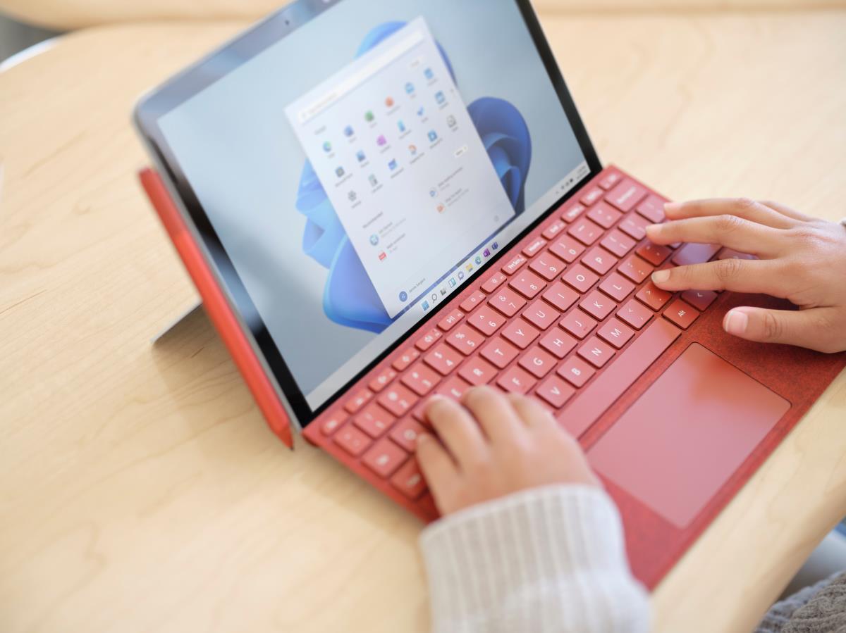 Surface Go 3 - 10.5in - Pentium Gold 6500y - 4GB Ram - 64GB Emmc - Win10 Pro - Platinum - Uhd Graphics 615