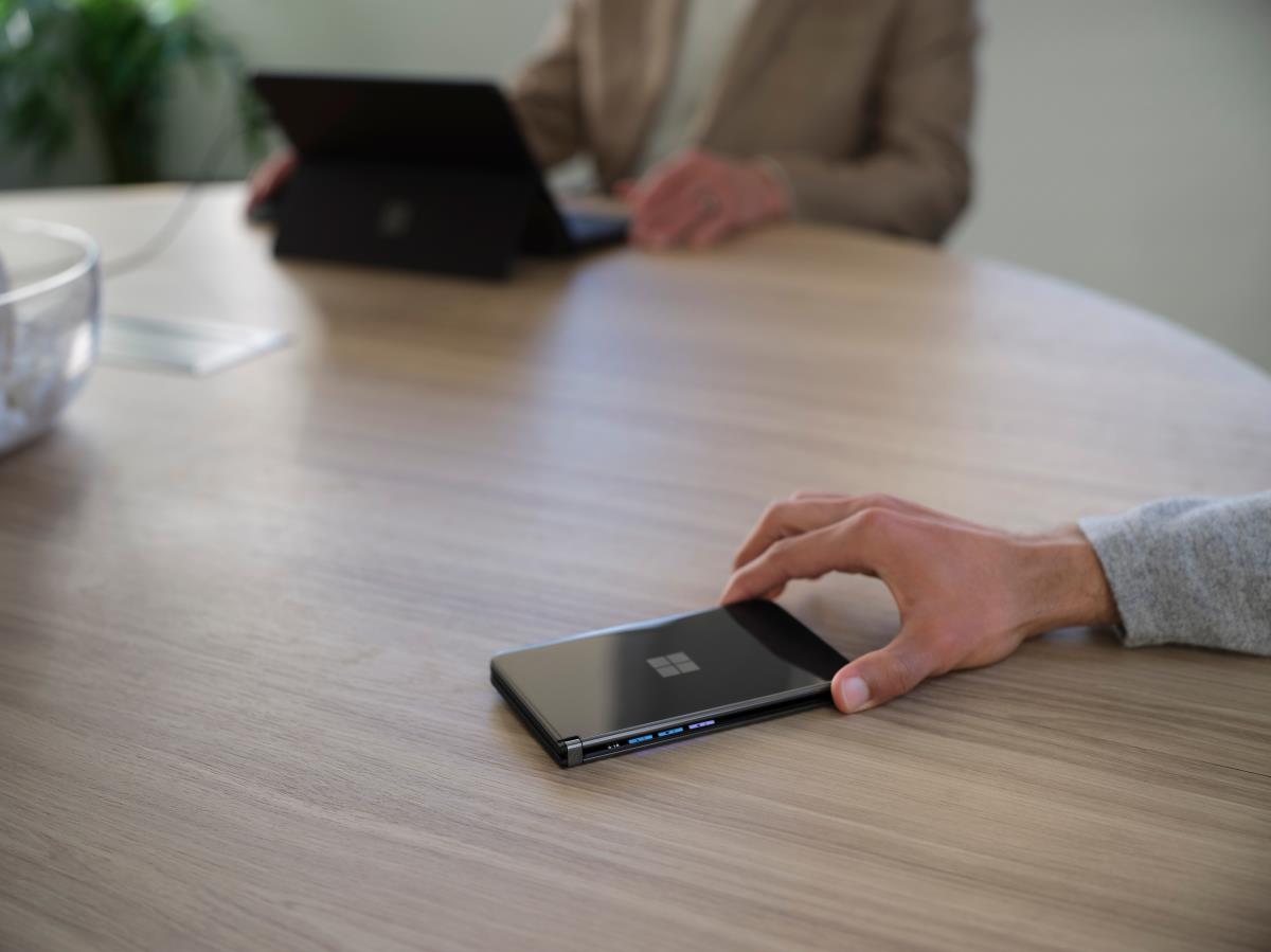 Surface Duo 2 - 8GB / 128GB - Android 11 - Obsidian