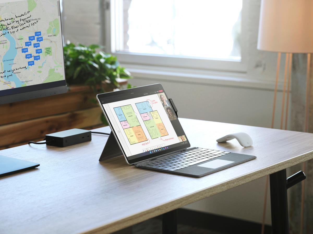 Surface Pro Signature Keyboard - Ice Blue - Qwerty Int'l
