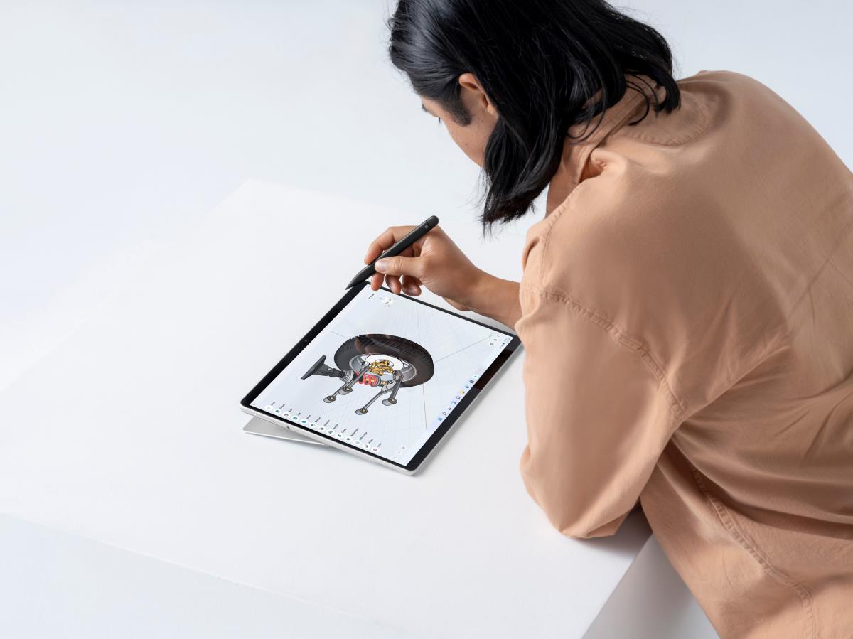 Surface Pro 8 - 13in Touchscreen - i3 1115g4 - 8GB Ram - 128GB SSD - Win10 Pro - Platinum - Iris Xe Graphics At/be/fr/de/
