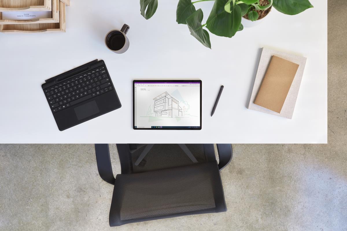 Surface Pro Signature Keyboard - Black - Qwertzu Swiss-lux