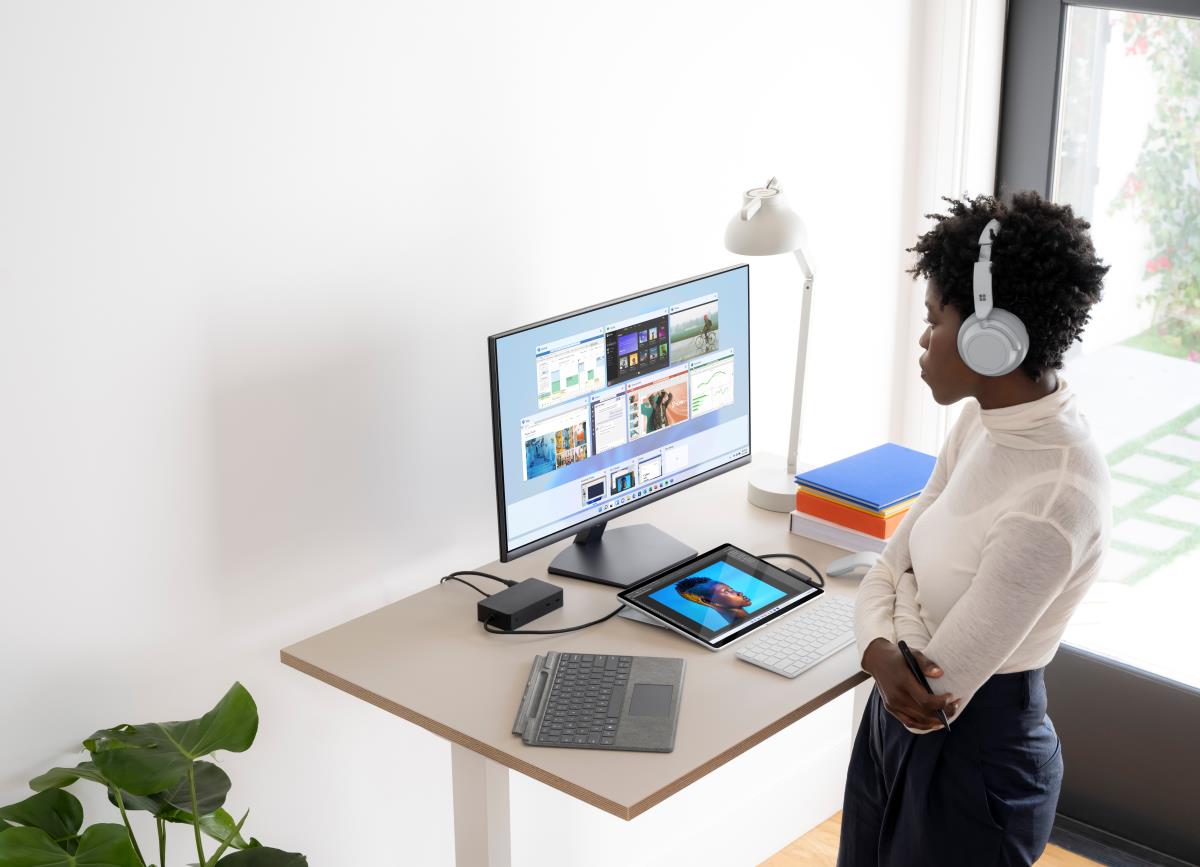 Surface Pro 8 Lte - 13in Touchscreen - i7 1185g7 - 16GB Ram - 256GB SSD - Win11 Pro - Platinum - Iris Xe Graphics