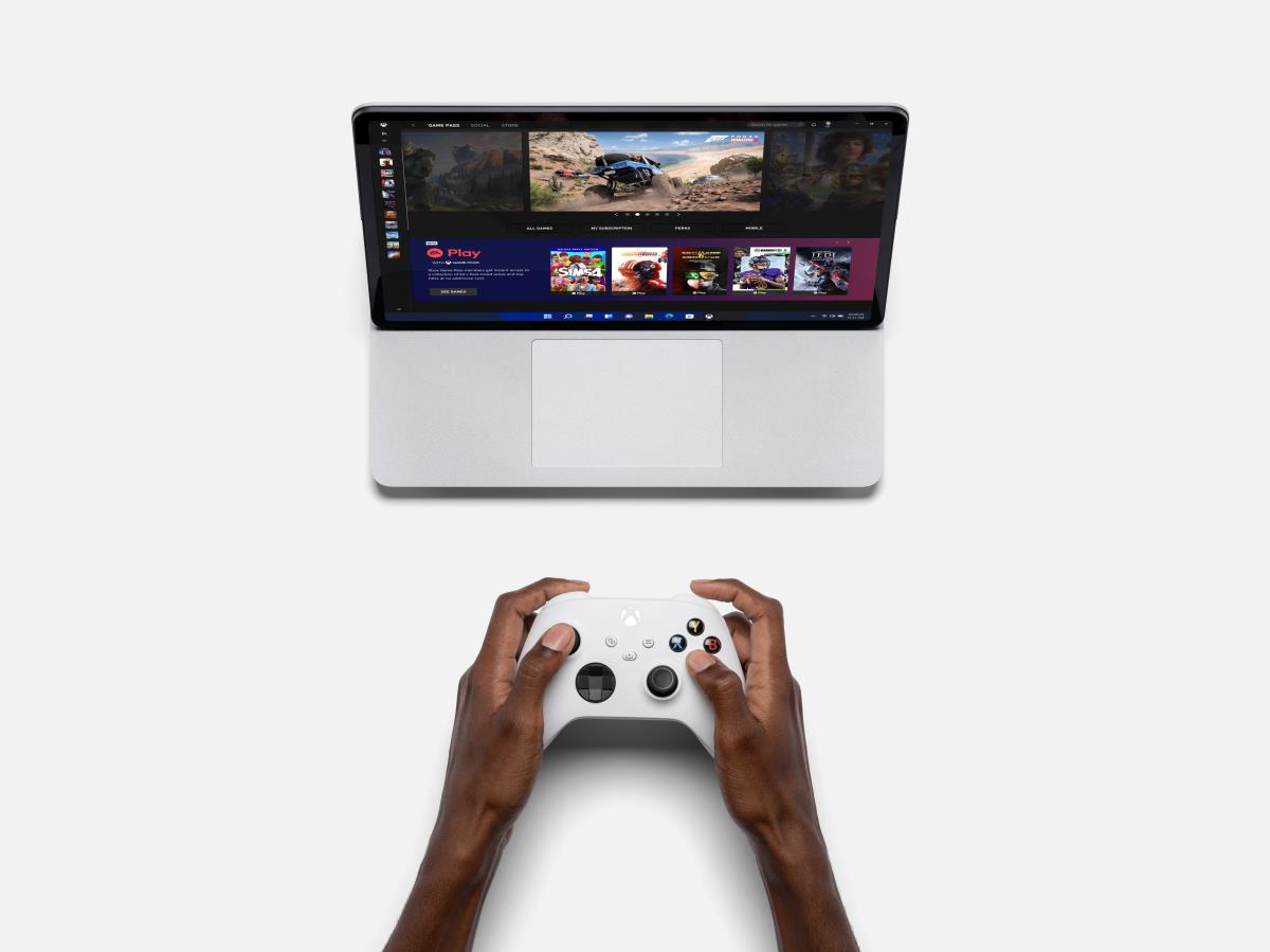 Surface Laptop Studio - 14.4in Touchscreen - i7 11370h - 16GB Ram - 512GB SSD - Win10 Pro - Platinum - Qwerty Int'l - GeForce Rtx 3050 Ti