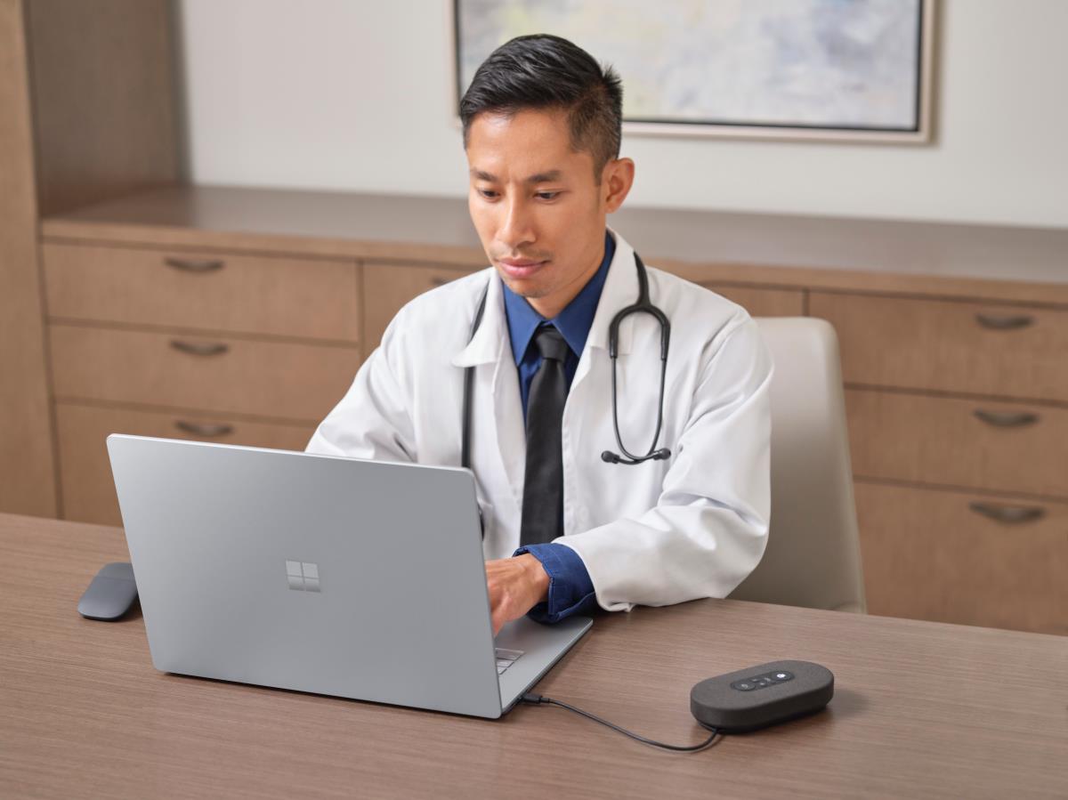 Surface Laptop 4 - 15in - i7 1185g7 - 8GB Ram - 256GB SSD - Win11 Pro - Platinum - Azerty Belgian - Iris Xe Graphics