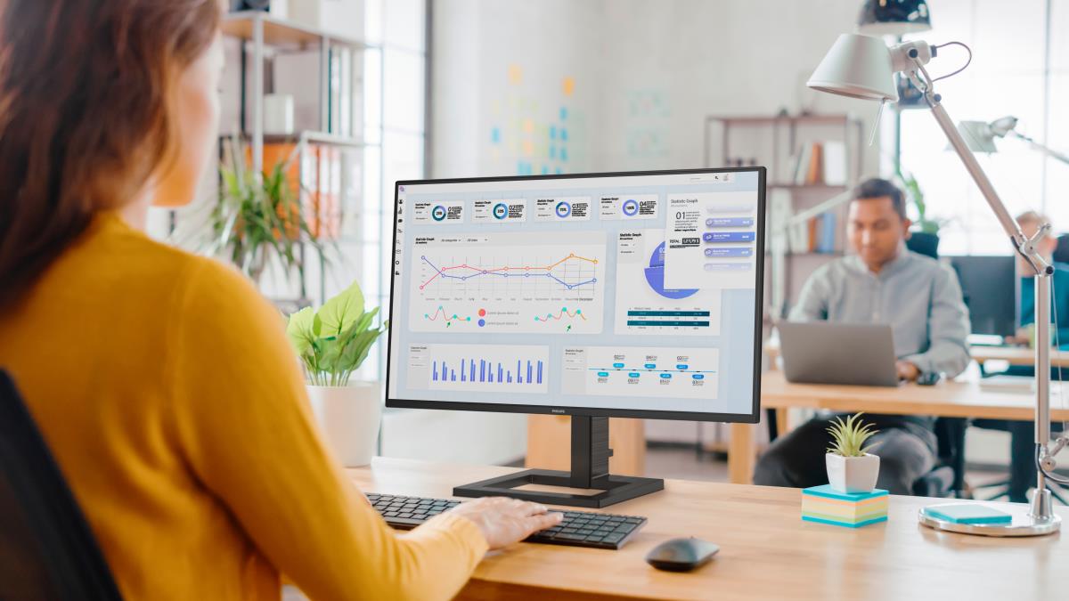 Desktop USB-c Monitor - 24e1n1300ae - 24in - 1920x1080 - Full Hd