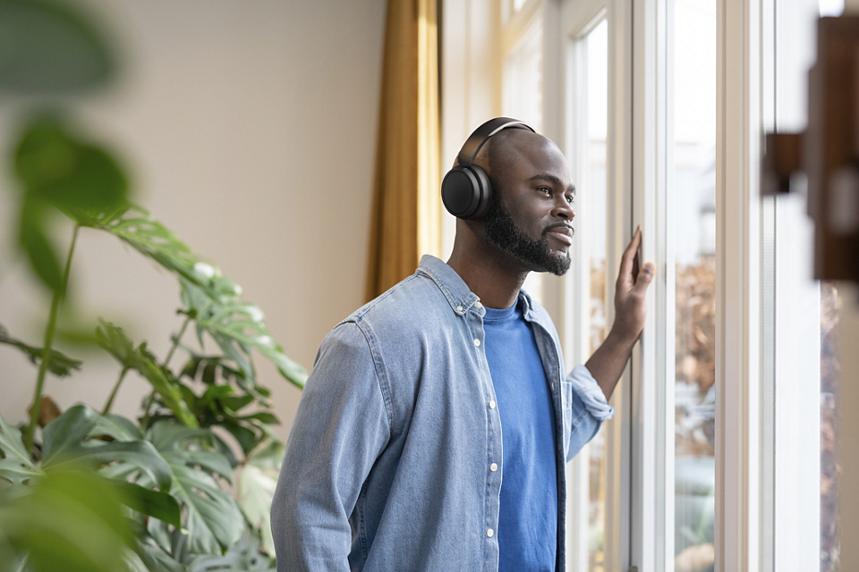 Over-ear - Tah5209bk - Wireless - Black