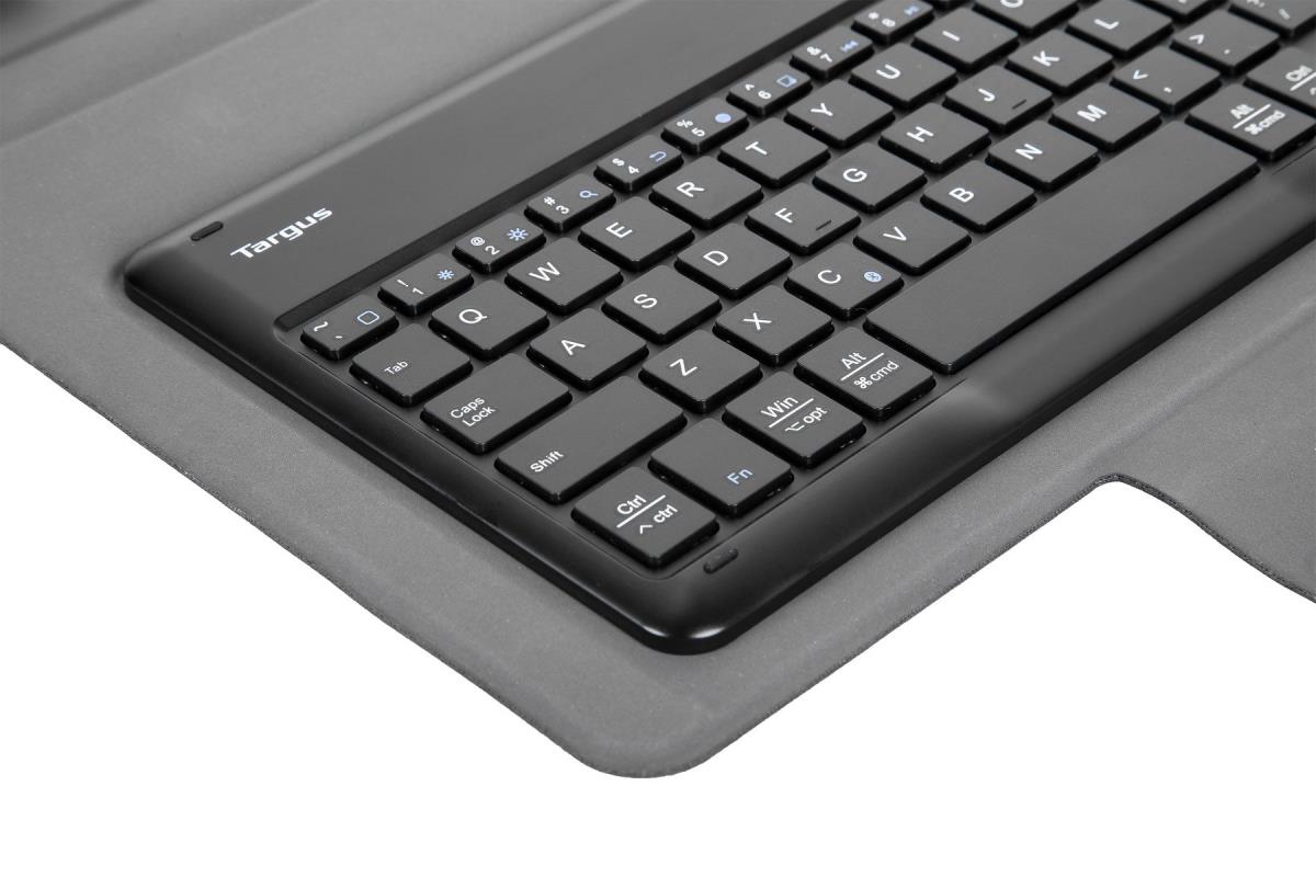 Pro Tek - Universal Bluetooth Keyboard Case - 9-10.5 (us)