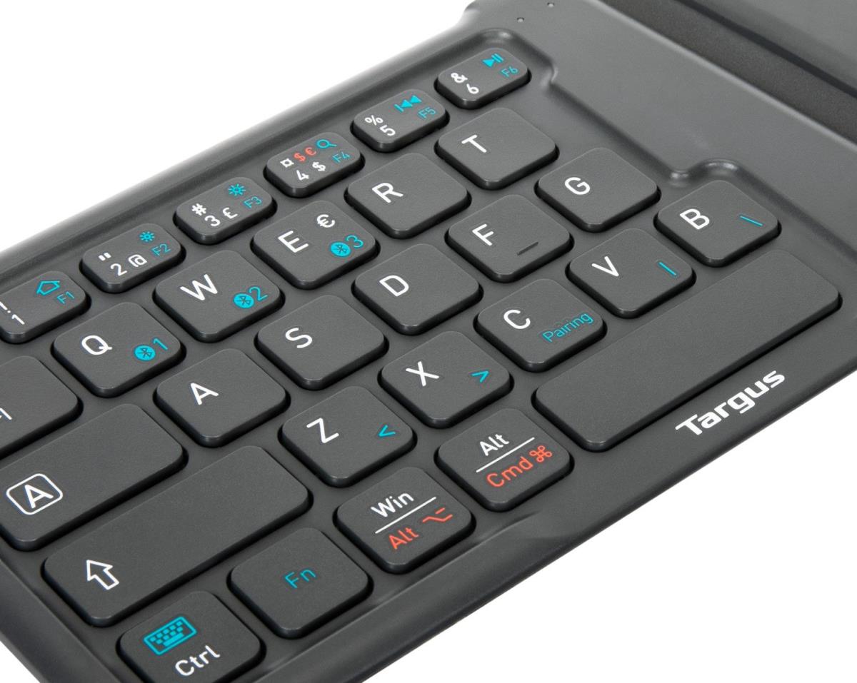 Anti Microbial Folding Ergonomic Tablet Keyboard - Qwerty Nordic