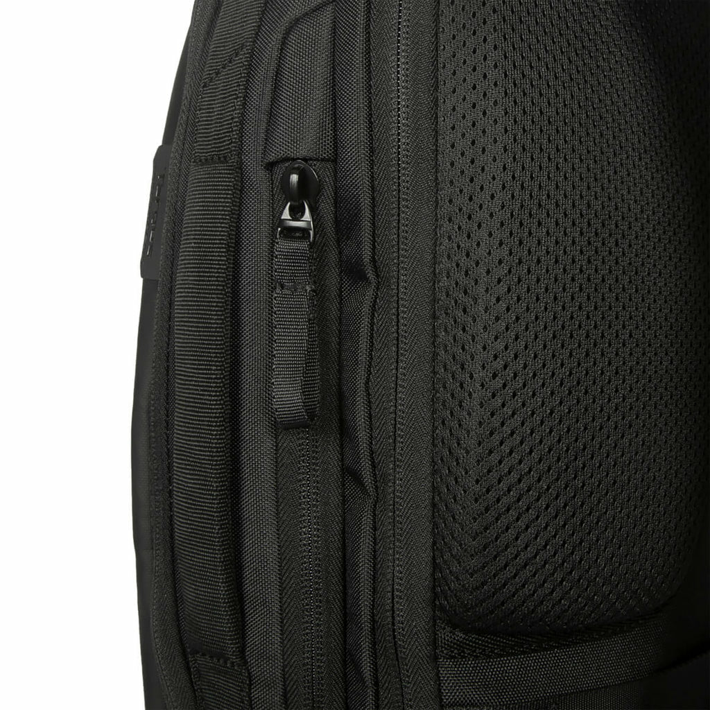Multifit - 15-16in - Notebook Sleeve With Ecosmart - Black
