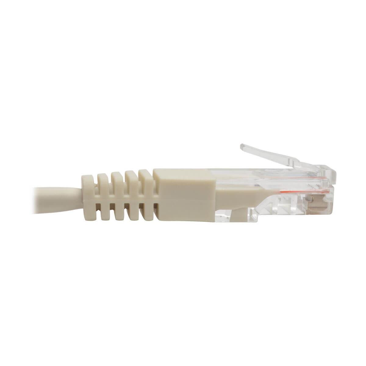 TRIPP LITE Patch cable - Cat 5e - UTP - molded - 1.5m - White