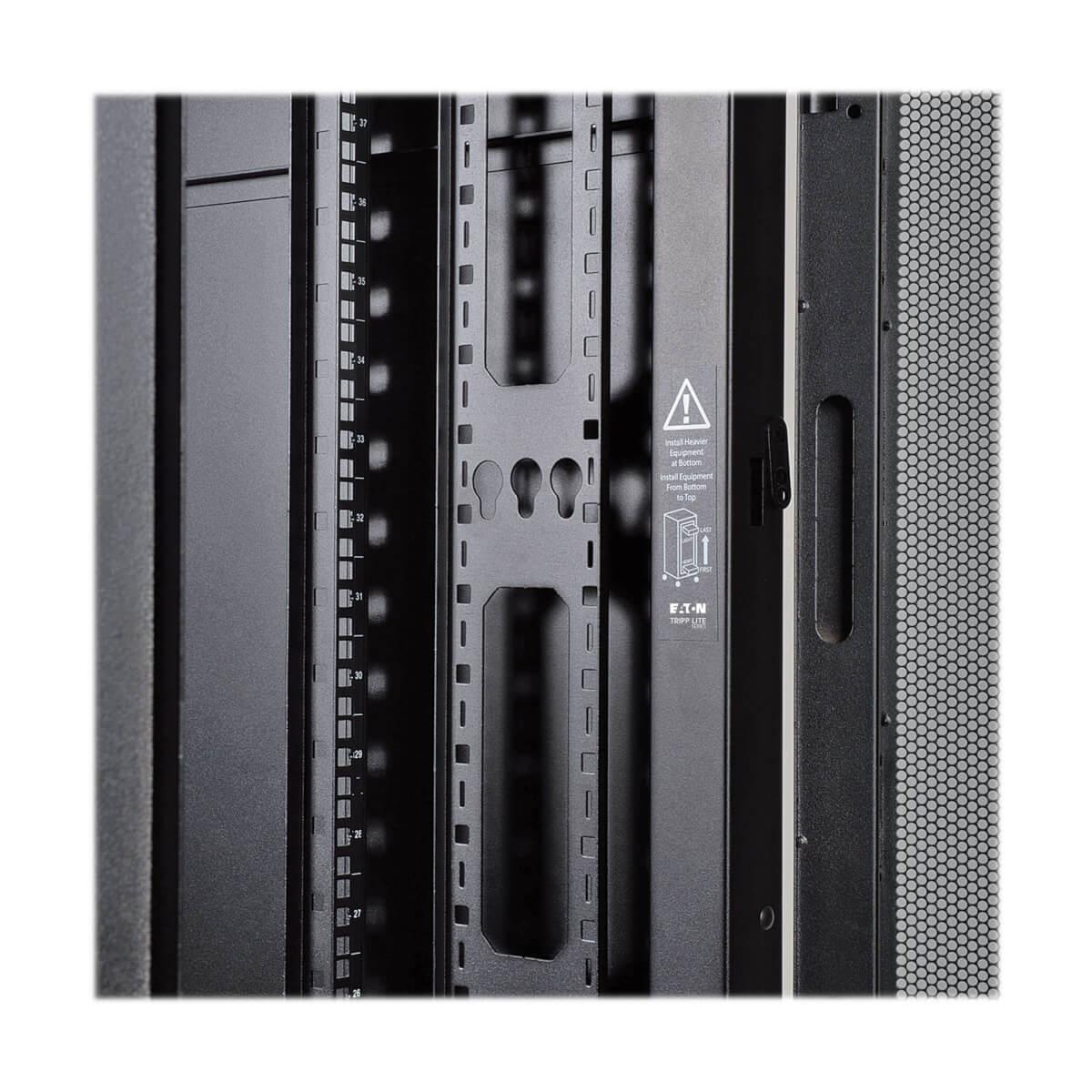 TRIPP LITE Smart Rack Standard Enclosure 42u Black