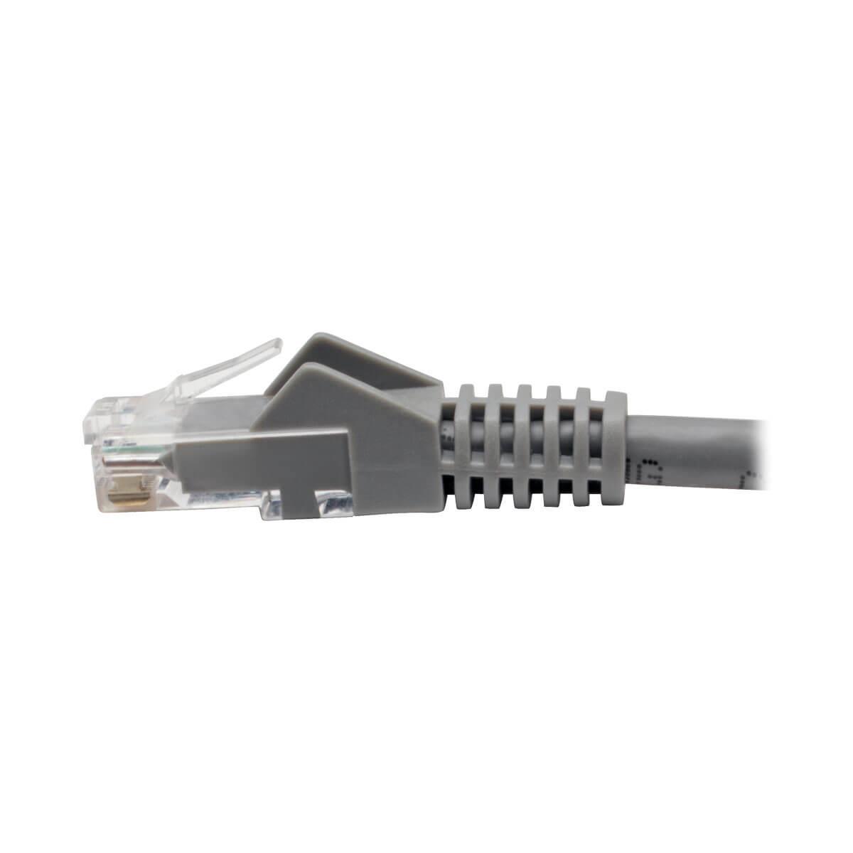 TRIPP LITE Patch cable - CAT6 - UTP - Snagless - 15cm - Grey
