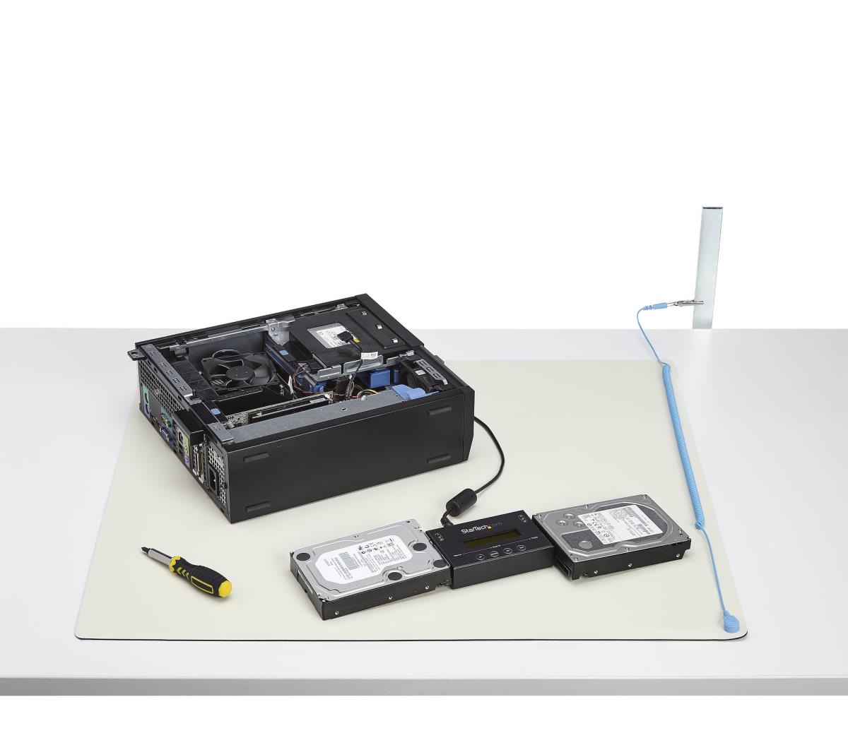 11x18in Anti Static Mat - With Grounding Wire Ansi/esd S 4.1