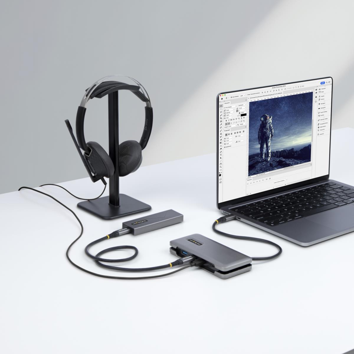 USB-c Hub - 4-port - 1x USB-a 3x USB-c Ports - USB 3.1 10gbps