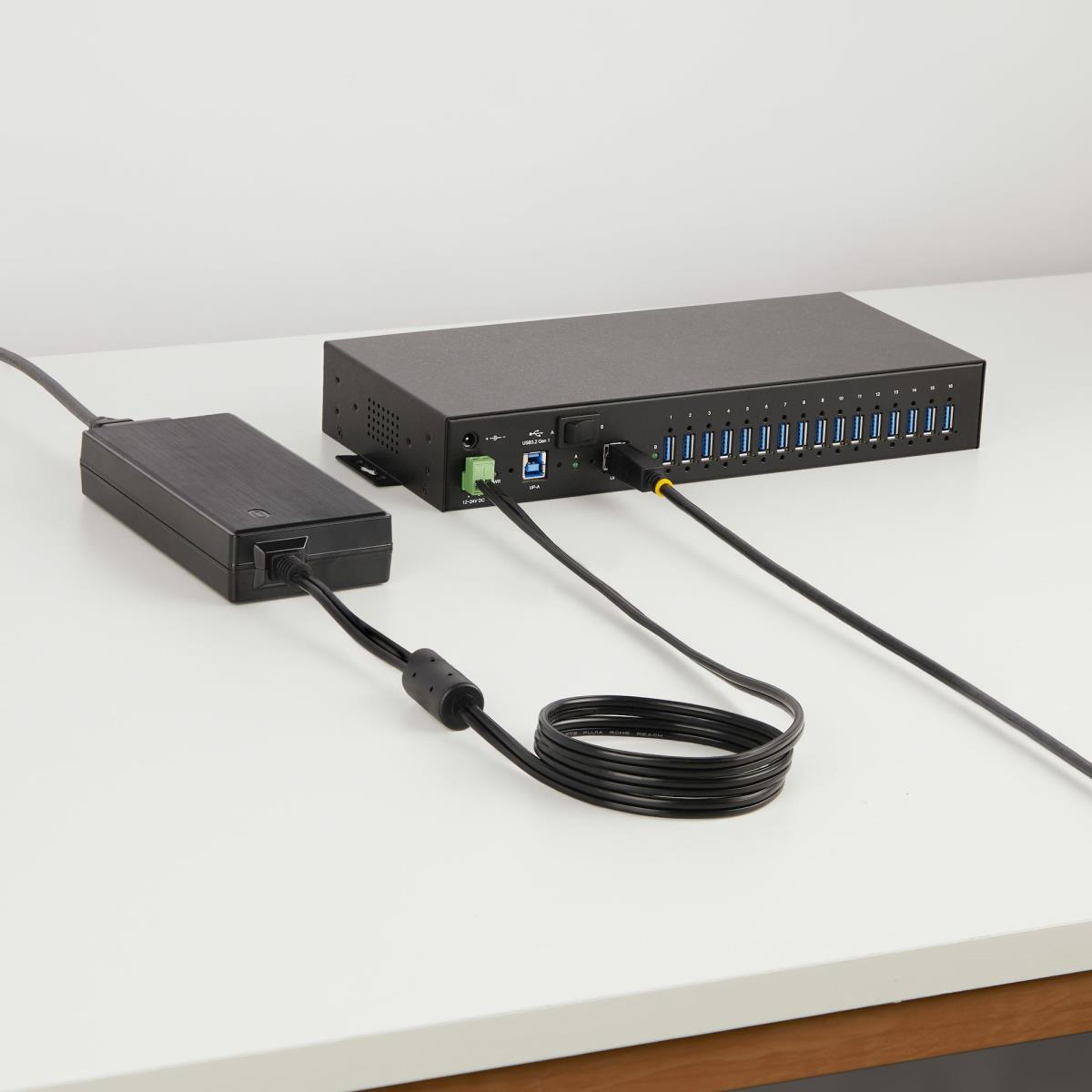 Industrial USB Hub - 16-port 5gbps With Power Adapter Metal Enclosure Mountable Esd Protection Termina