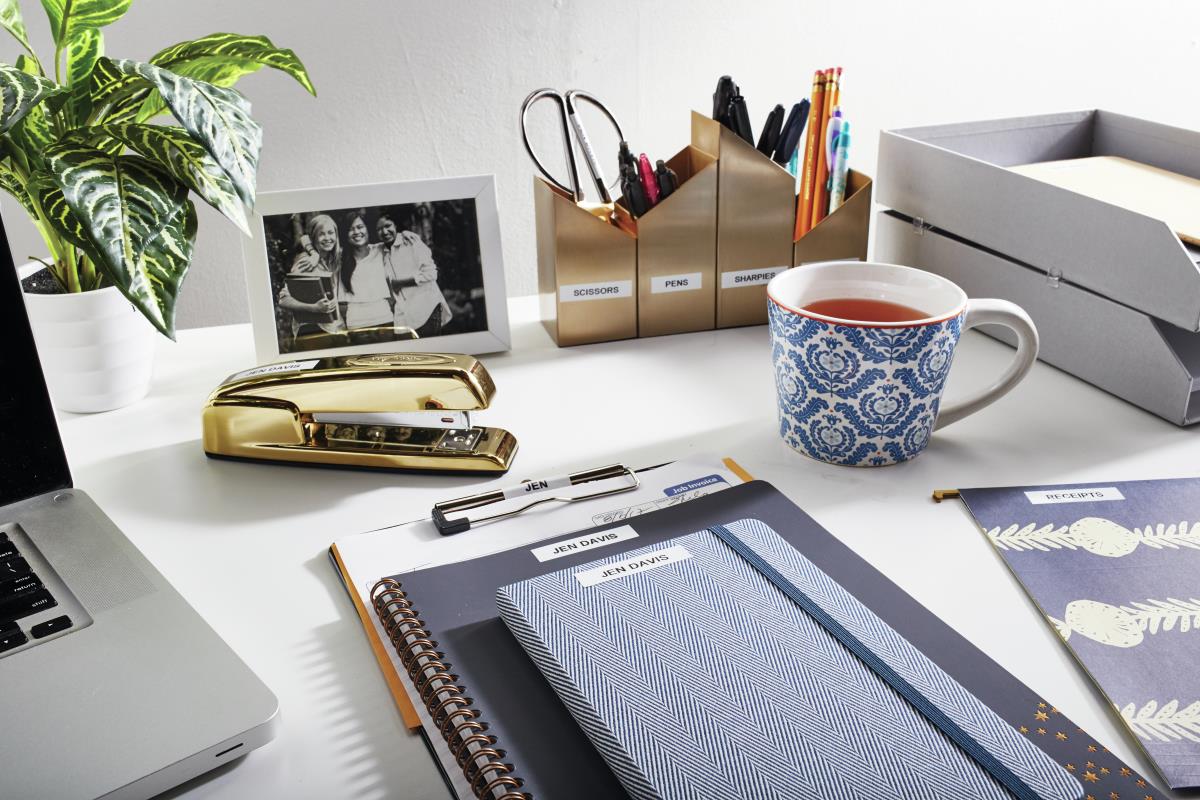 Labelmanager 160p - Label Printer - 12mm - Azerty