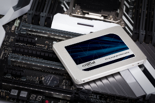 SSD - Crucial MX500 - 500GB - SATA 6Gb/s - 2.5in - 7mm (with 9.5mm adapter)