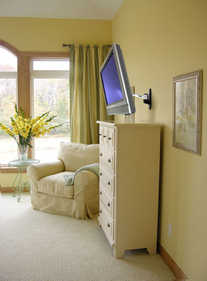 Lx Hd Wall Mount Swing Arm (polished Aluminum)