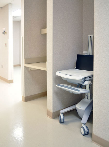 Styleview Emr Laptop Cart Non-powered (white Grey And Polished Aluminum)