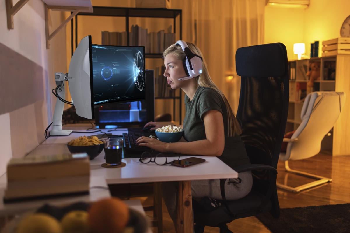 Monitor Mount - HX Desk Monitor Arm with HD Pivot - Desk - 1 monitor - Tilt/Pan/Rotate - up to 49in - White - for Immersive 1000R Curved Screens