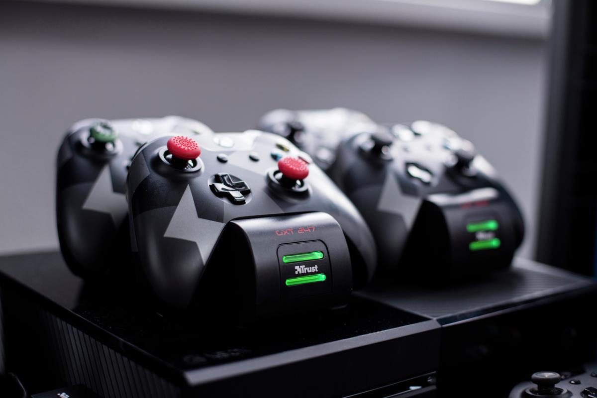 Duo Charging Dock Gxt 247 Xbox One