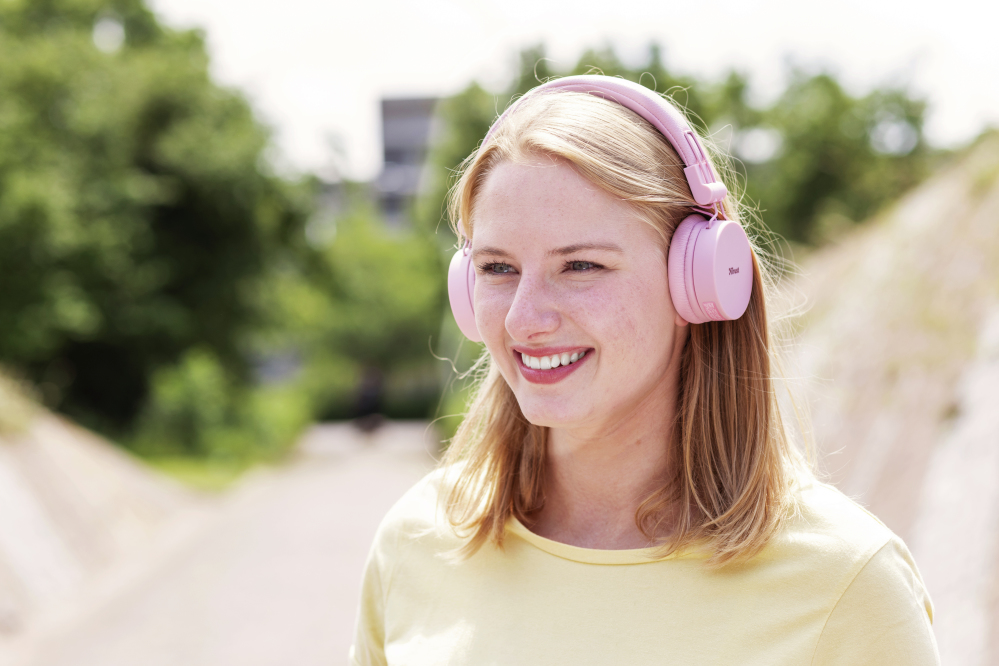 Headphones -  Tones - Wireless Bluetooth - Pink