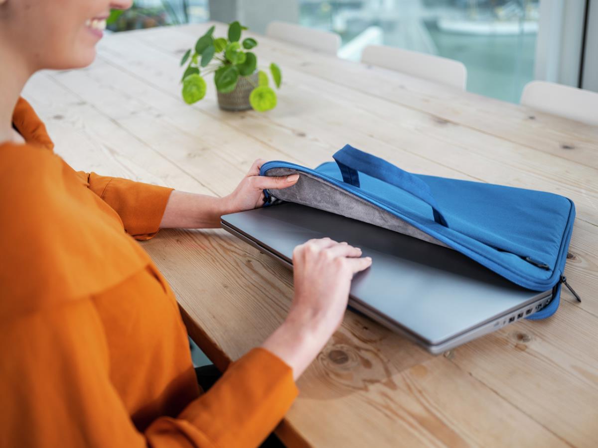 Bologna Slim Laptop Bag For 16in Eco Laptops Blue With 5 Years Warranty