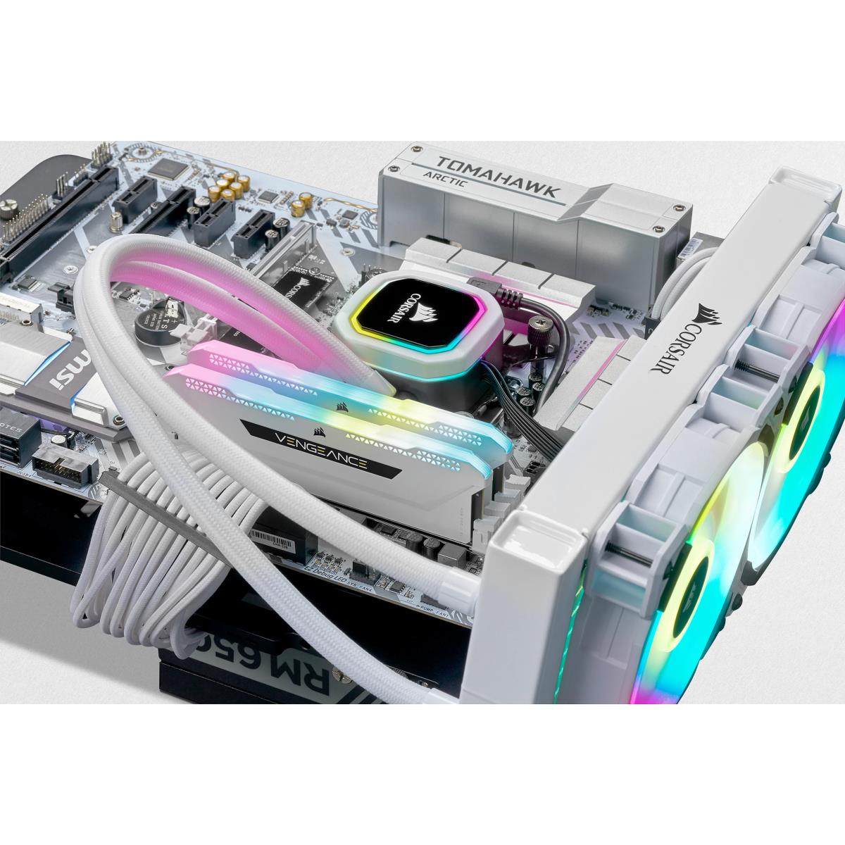 Memory 32GB Ddr4 3200MHz C16 (4x8gb) Vengeance RGB Pro White