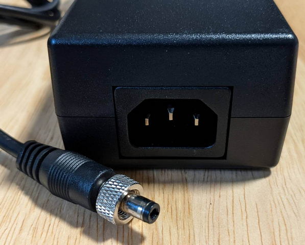 External Power Brick 80w