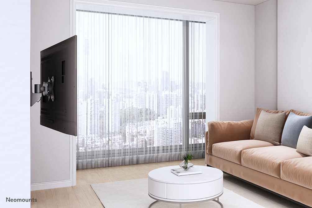 Flatscreen Wall Mount 1 Pivot & Tiltable