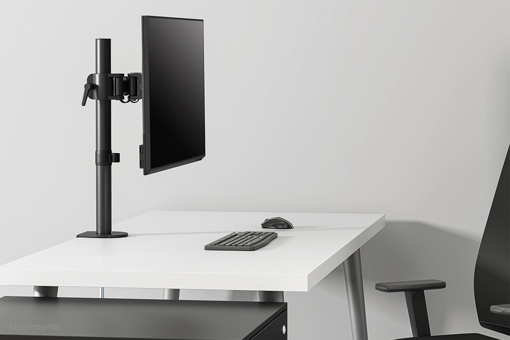 Neomounts Flat Screen Desk Mount Tilt/swivel/rotatable Up To 30in (76 Cm) Black