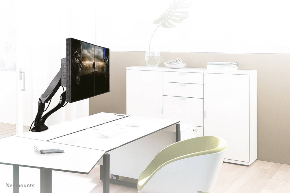 Monitor Mount - Desk - 1 monitor - Full motion - Up to 30in - Black