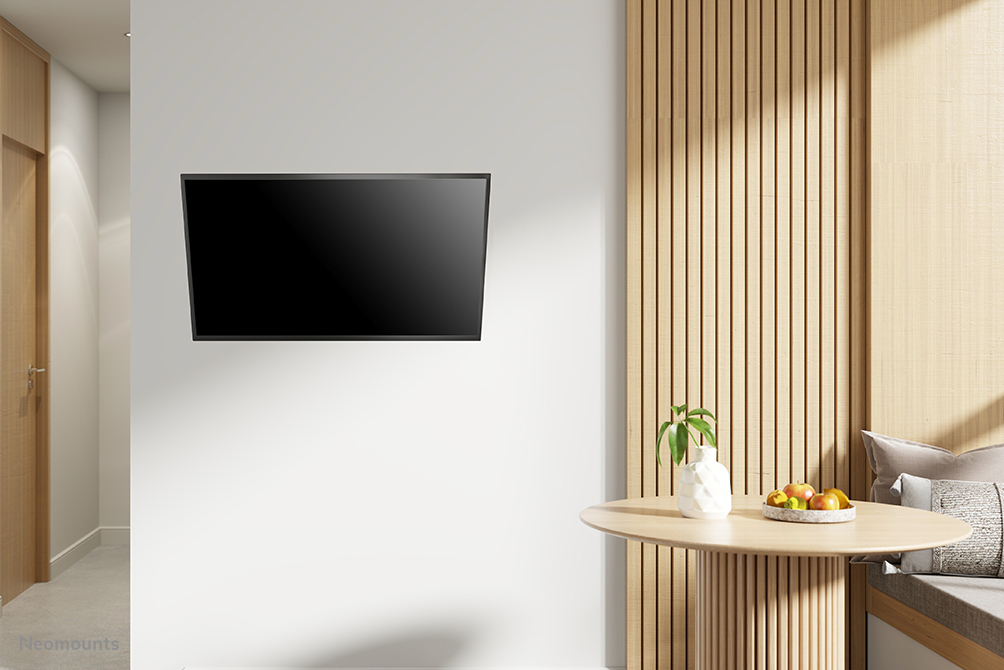 TV Mount - Wall - Tilt - Up to 30in - Black