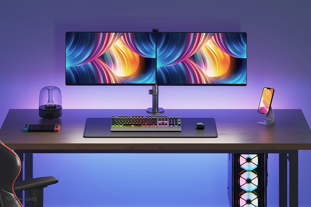 Flatscreen Desk Mount 10-32in Black (fpma-d550dblack)