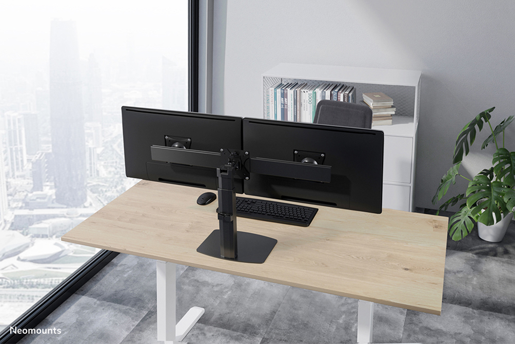 Dual Monitor Adapter Black