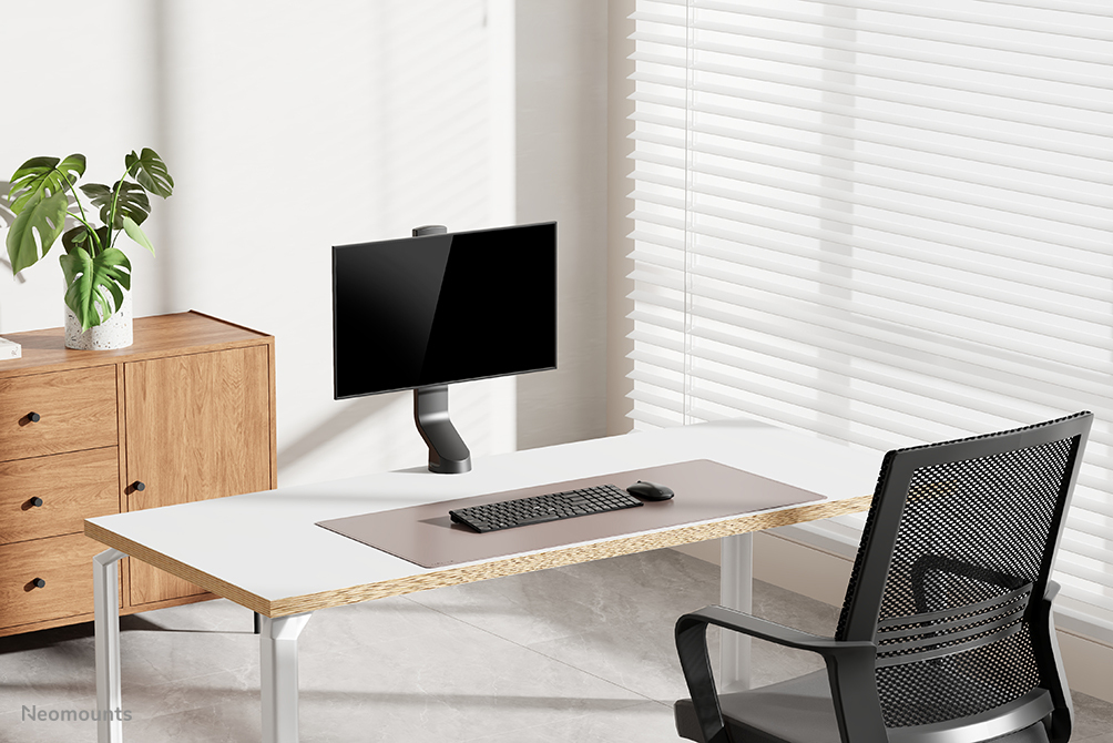 Flat Screen Desk Mount Stylish Tilt/turn/rotate 10-32in Black