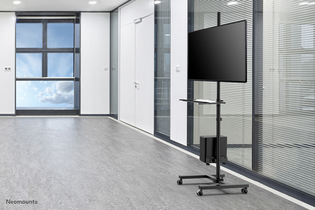 Mobile Workplace Floor Stand Monitor Keyboard/mouse & Pc
