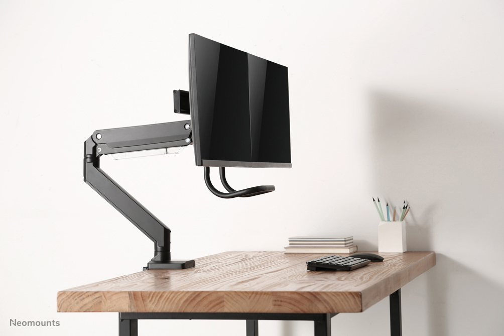 Monitor Mount - Desk - 2 monitor - Full Motion - 10 to 32in - Black