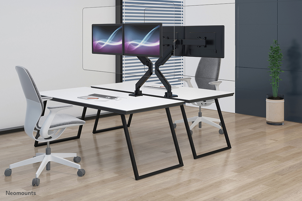 Transparent Screen For 2 Flat Screens