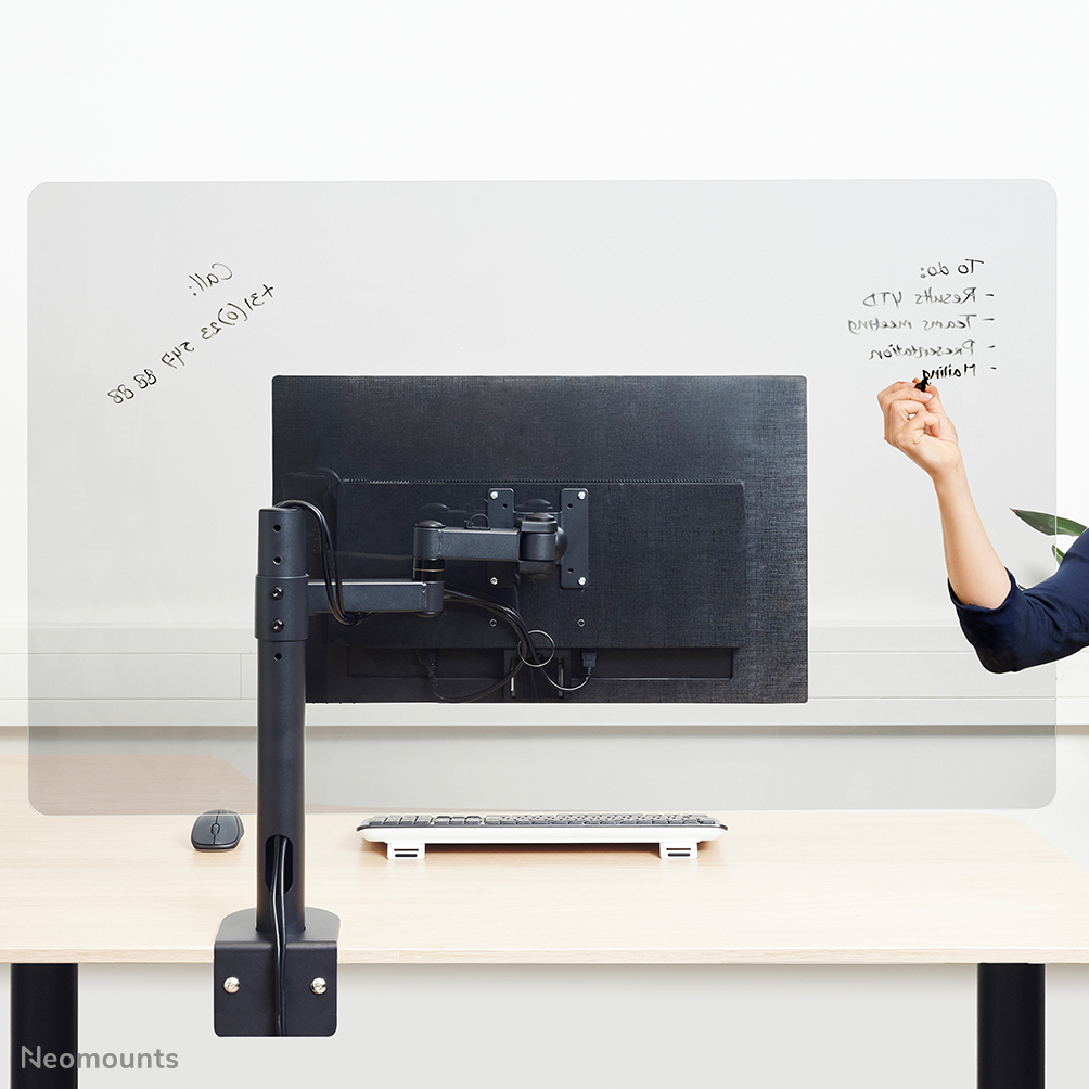 Transparent Screen For 1 Flat Screen