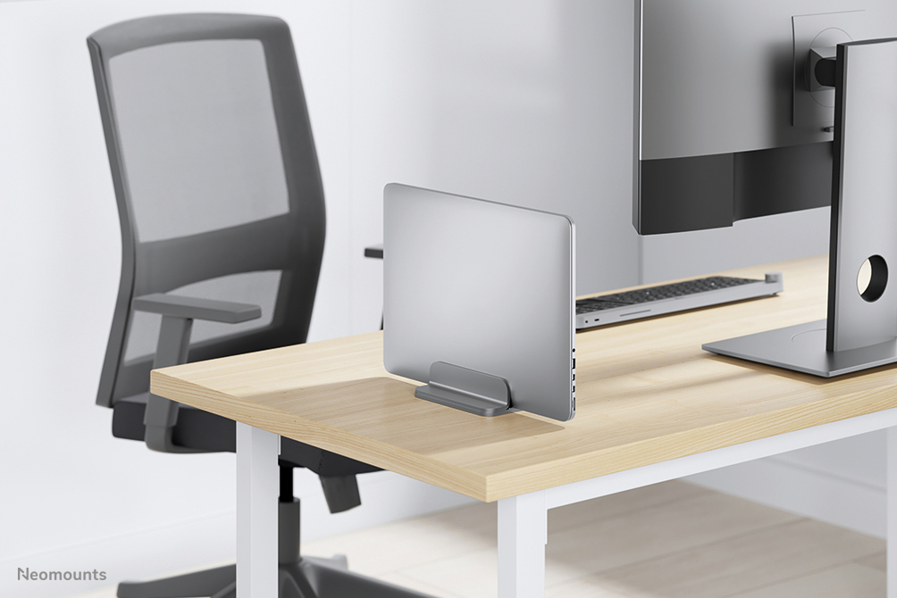 Vertical Laptop Stand - Silver 11-17in Max 5kg