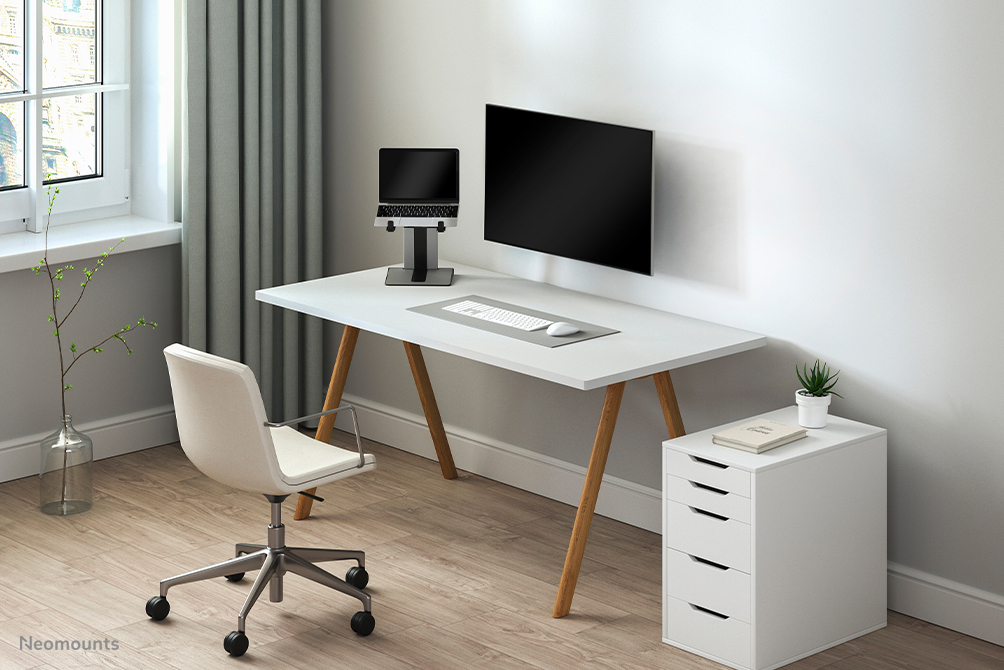 Foldable Laptop Stand - Silver/ Black 10-16in