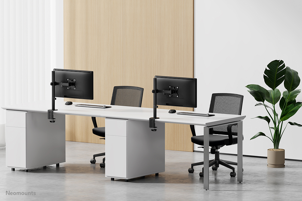 Monitor Mount - Desk - 1 Monitor - Full Motion - 13 To 32in - Black