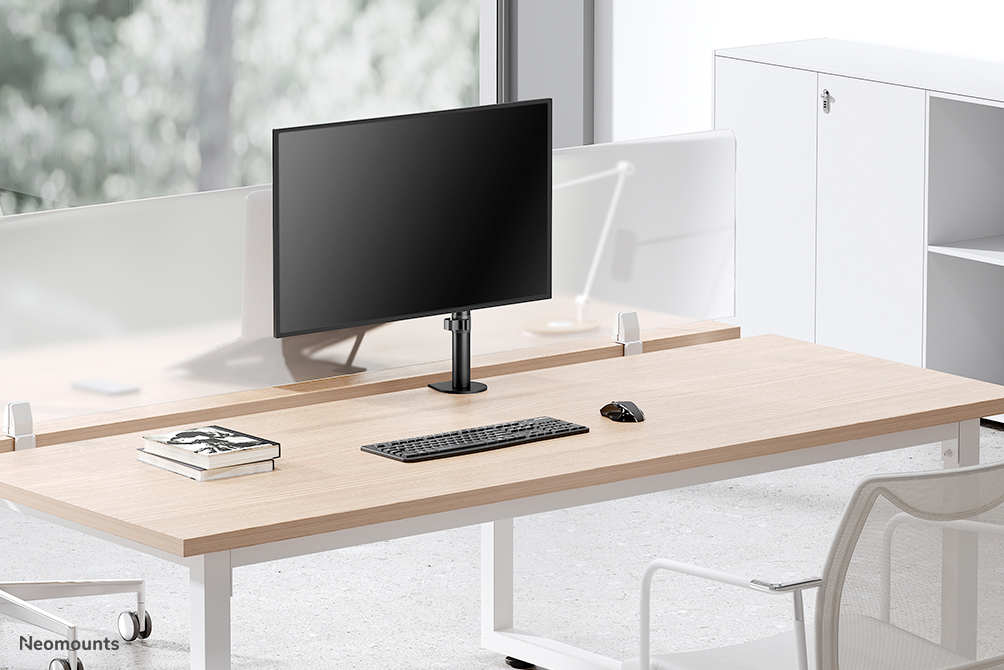 Monitor Mount - Desk - 1 Monitor - Full Motion - 13 To 32in - Black