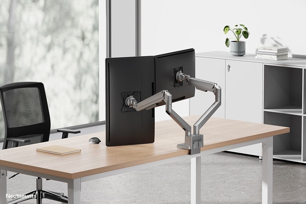 Neomounts Ds70-250sl2 Full Motion Monitor Arm Desk Mount For 17-32in Screens - Silver