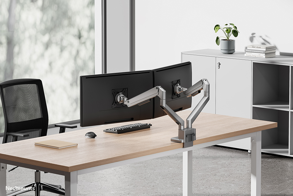 Neomounts Ds70-250sl2 Full Motion Monitor Arm Desk Mount For 17-32in Screens - Silver