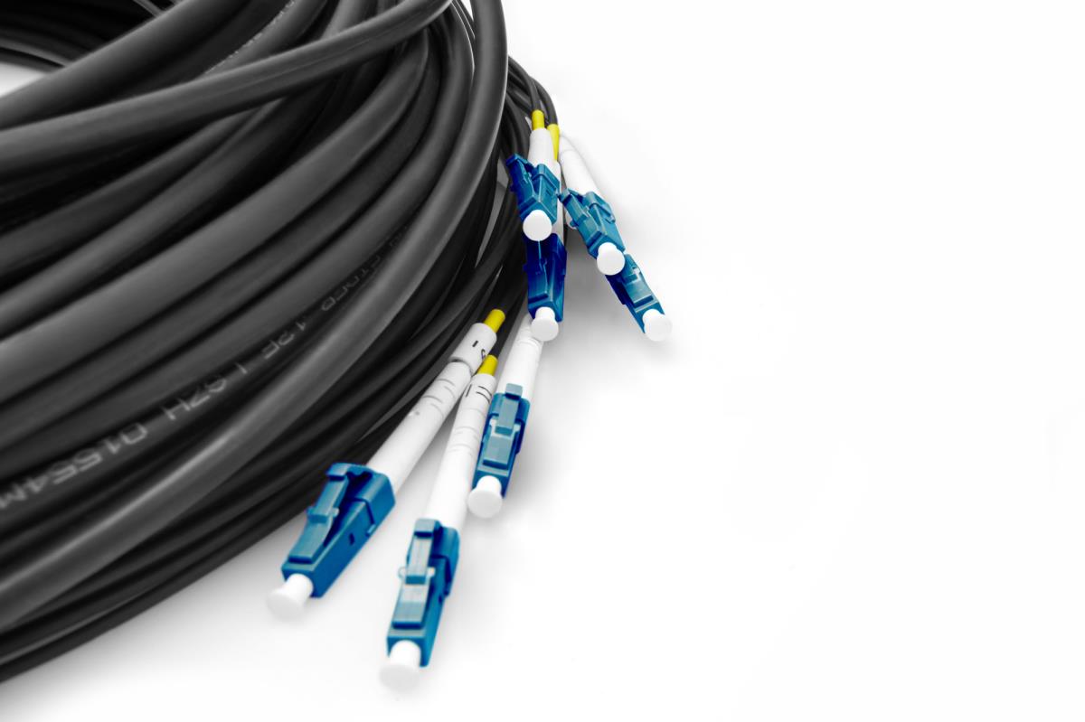 Breakout cable - 8 Fiber SM G.657.A1 LC/UPC-LC/UPC universal black 100m