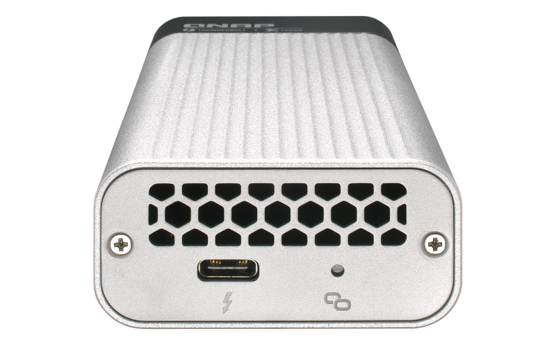 Single-port Thunderbolt 3 to single-port 10GbE NBASE-T RJ-45