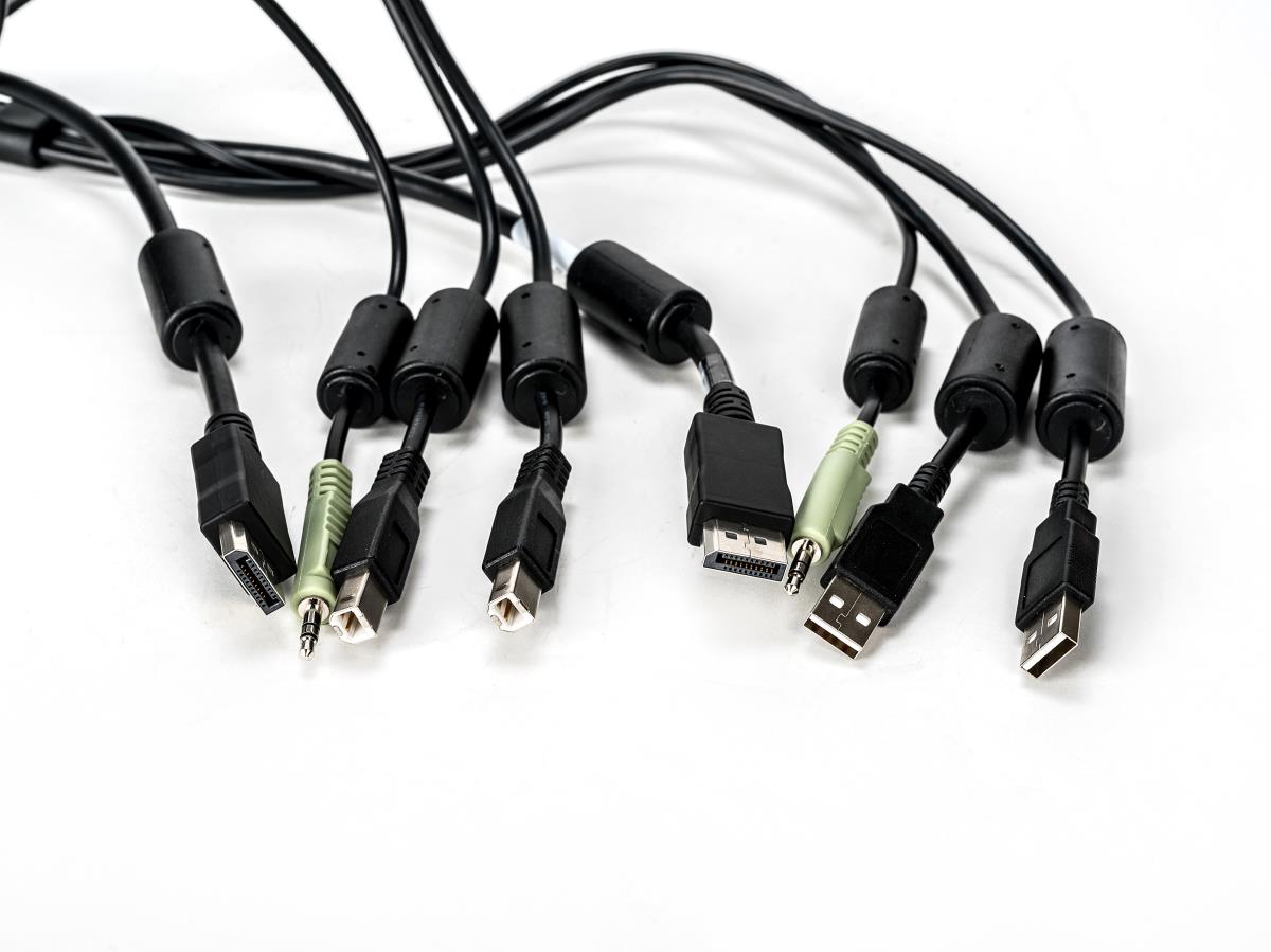Avocent KVM Cable - USB Keyboard, Mouse & DisplayPort Video Cable With Speakers & CAC 1.8m - SC845D