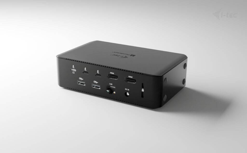 Thunderbolt 5 4x Display Docking Station - USB-c -  Power Delivery 140w
